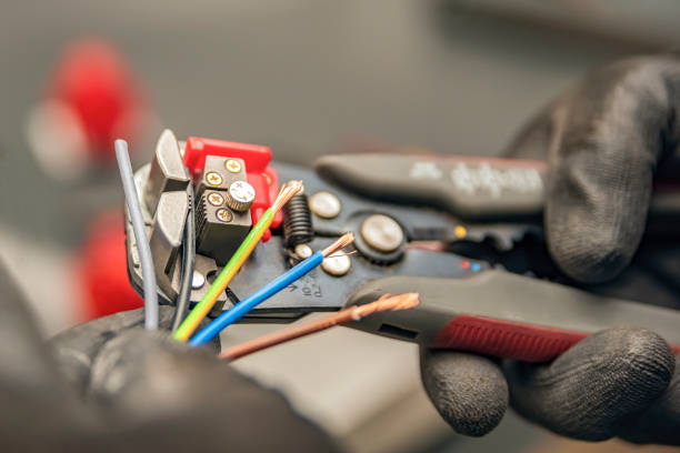Best Ceiling Fan Installation Electrician  in Withamsville, OH